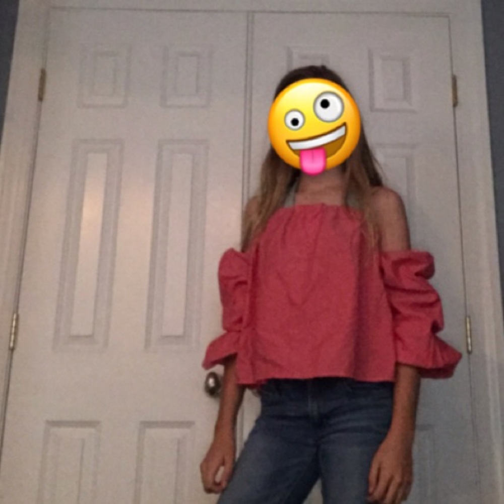 Pink puff sleeve flow top